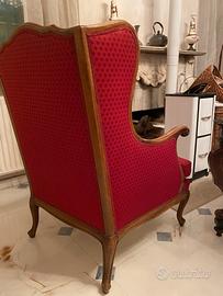 Coppia di poltrone stile classico