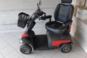 Scooter elettrico per anziani e disabili