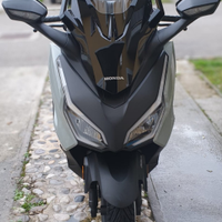 Honda Forza 125