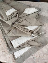 Set di cinque tende oscuranti colore grigio