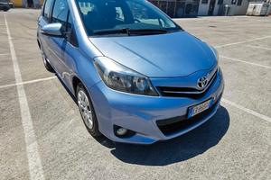 Toyota Yaris 1.0 5 porte Lounge 2013
