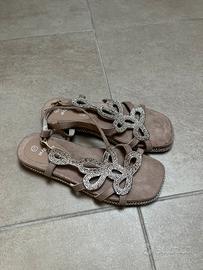 Sandali da donna in camoscio