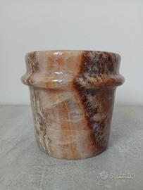 Vaso in marmo 