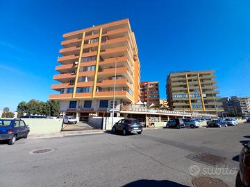 Locale Commerciale Cortexandra