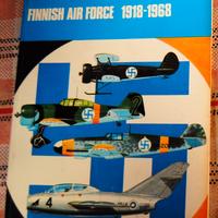 Raro libro "FINNISH AIR FORCE 1918-1968” nr. "S2"