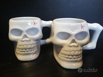 2 Tazze latte a forma di teschio Halloween