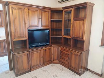 Mobile tv in legno scomponibile