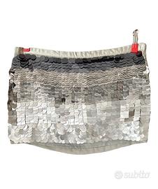 Minigonna in paillettes in effetto degrader