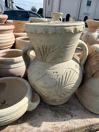 Vasi e anfore in terracotta