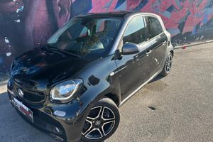 SMART FORFOUR PASSION 90CV AUT/F1/TETTO/NAVI/LED