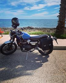 Triumph scrambler 1200