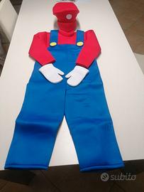 Vestito super mario anni 5/6 marca pegasus