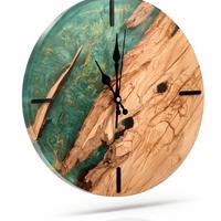 complementi di arredo di design in legno e resina 