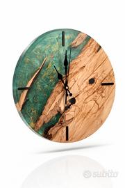 complementi di arredo di design in legno e resina 