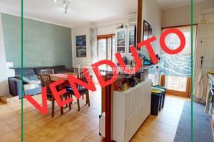 TRILOCALE CON BALCONE