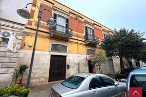 Abitazione storica indipendente in Via Baccarini