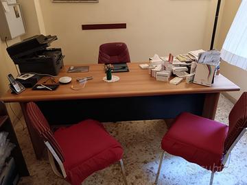 STOCK MOBILI, SCRIVANIE, VETRINETTA, POLTRONE, ecc