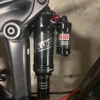 rockshox super deluxe