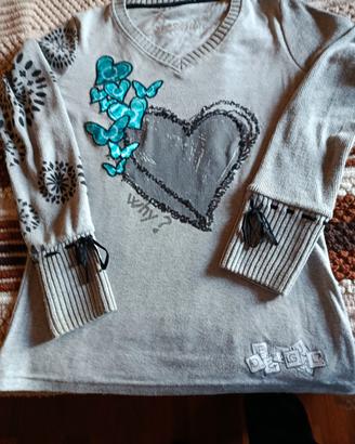 Maglia donna Desigual, grigia con stampa cuore