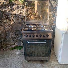 Cucina economica con forno ventilato