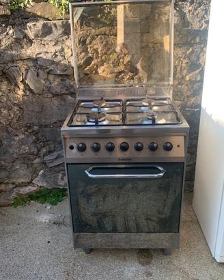 Cucina economica con forno ventilato