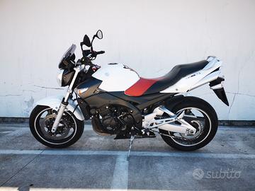 Suzuku GSR 600 anno 2007