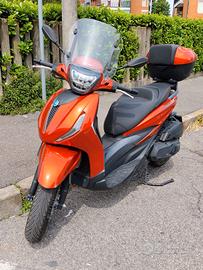 BEVERLY 400 - HPE S E5 - 10/2021 8600Km