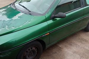 Lancia Y leggere tutta la descrizione 