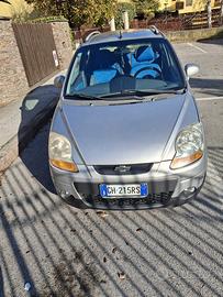 Si vende CHEVROLET MATIZ 2008