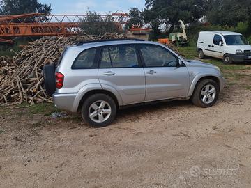 pezzi toyota rav 4 dell 2005