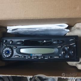 Stereo auto mangiacassette