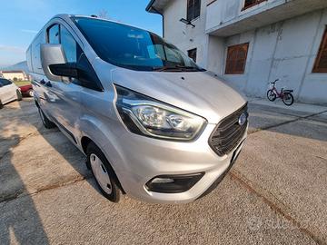 FORD TRANSIT 9 POSTI DIESEL 2018