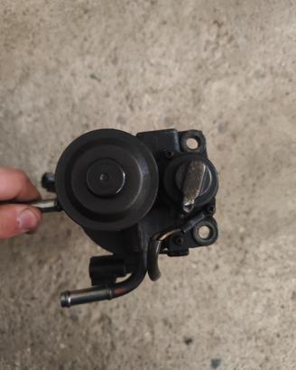 porta filtro pompetta gasolio Toyota 