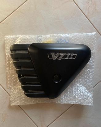 Fianchetto sinistro Moto Guzzi V7 II