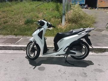 HONDA SH 125 FINANZ INTERESSI 0 NO ANTICIPO NO BUS