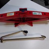 Crick auto max 2 tonnellate
