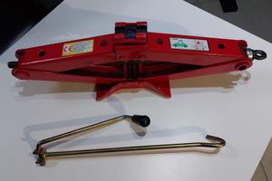 Crick auto max 2 tonnellate