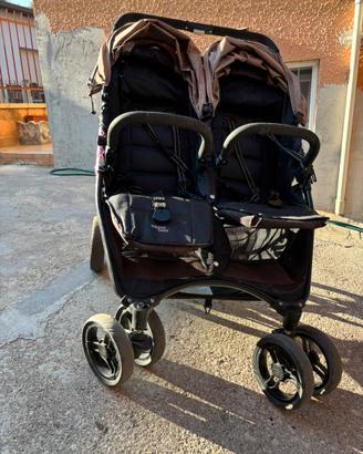 Passeggino gemellare