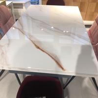 Tavoli  nuovi dal nostro magazzino in svendita