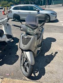 Motorino Kymco People 125 Rotto