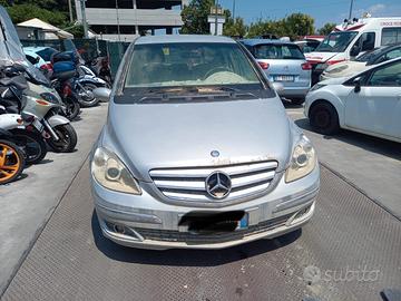 Ricambi Mercedes classe b anno 2008