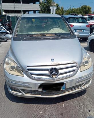 Ricambi Mercedes classe b anno 2008