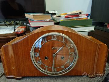 antico orologio con melodia BimBom