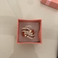 Anello con cristalli SWAROSKY