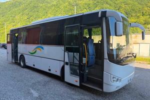 Autobus/ Man 37 posti