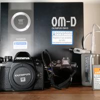 Olympus E - M10 Mark II
