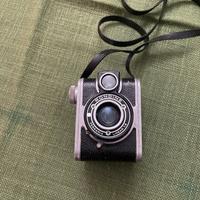 Macchina Fotografica Vintage Ferrania Rondine