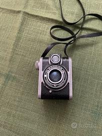 Macchina Fotografica Vintage Ferrania Rondine