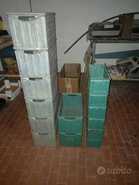 cassette in metallo. 