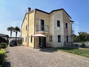 Villa bifamiliare Correzzola [0630252896VRG]